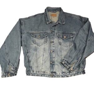 ASOS blue denim jean jacket. Like !